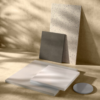 Materiali e finiture: Pietra Acrilica bianca e colorata / Argilla / Palladio