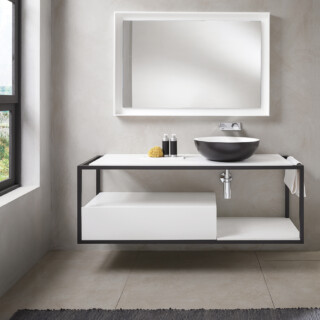 Sintesi 1505 Piombo / Top in Pietra Acrilica Bianco / Cassetto DR9020 in Pietra Acrilica Bianco / Lavabo Sfera L Piombo / Specchio Elle SP 9